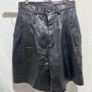 Vintage Giovinezza Moda Leather Shorts, Women’s Size 8, Black
